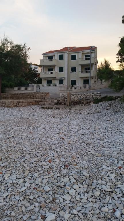 Apartment Brac Sutivan Chambre photo